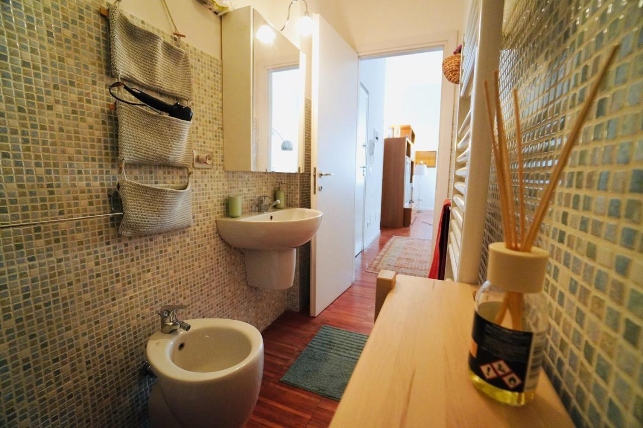 Ferienwohnung A Casa Di Enza Bologna Exterior foto
